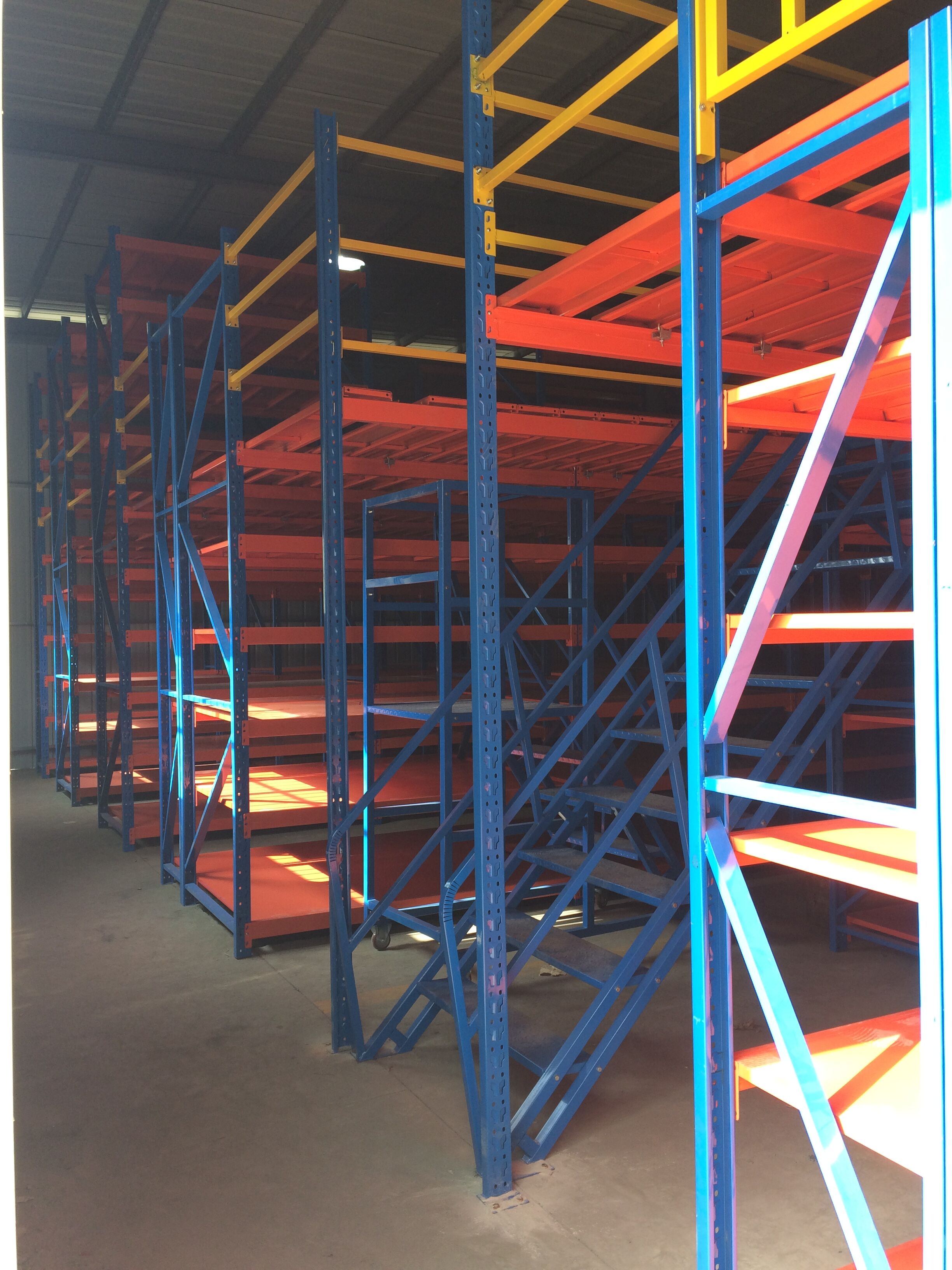 閣樓貨架平臺(tái)